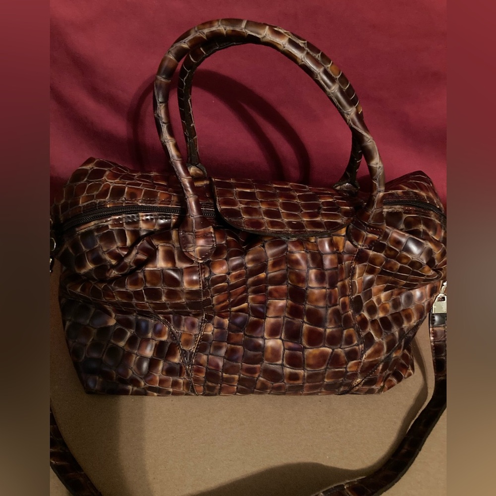 Elegant Brown Crocodile Pattern Bag by Helle Comfort, Romu’s Spain
